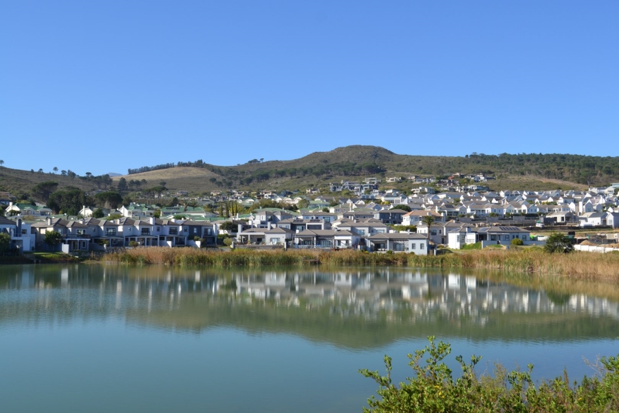 3 Bedroom Property for Sale in Mzuri Estate Western Cape